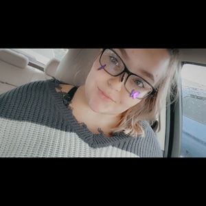 Meet your Posher, Carley